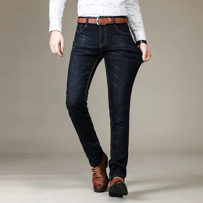 Classic Men's Fitted Stretch Jeans