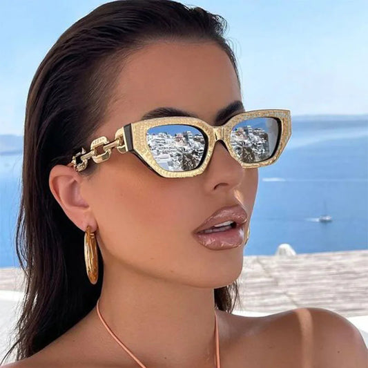 Vintage Cat Eye Sunglasses For Women New Brand Small Metal Chain Sunglasses Elegant Eyeglasses Trend Fashion Black Shades