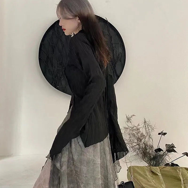 قميص Karrram Gothic Black Shirt Yamamoto Style Dark Aesthetic للنساء، ملابس مصممة غير منتظمة، ملابس Emo Alt، قمم Grunge Y2k