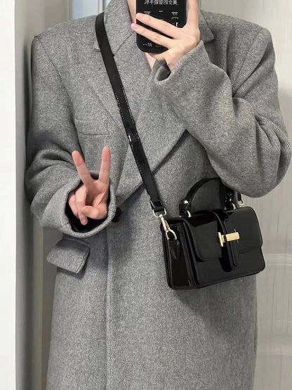 Unique glossy small square bag female 2023 new fall and winter fashion versatile single shoulder commuter crossbody bag