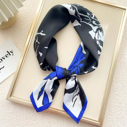 2022 Charming Roses Print Silk Square Scarf Women 70cm Satin Neckerchief Hair Band Foulard Bandana Echarpe Tie Shawl Wraps