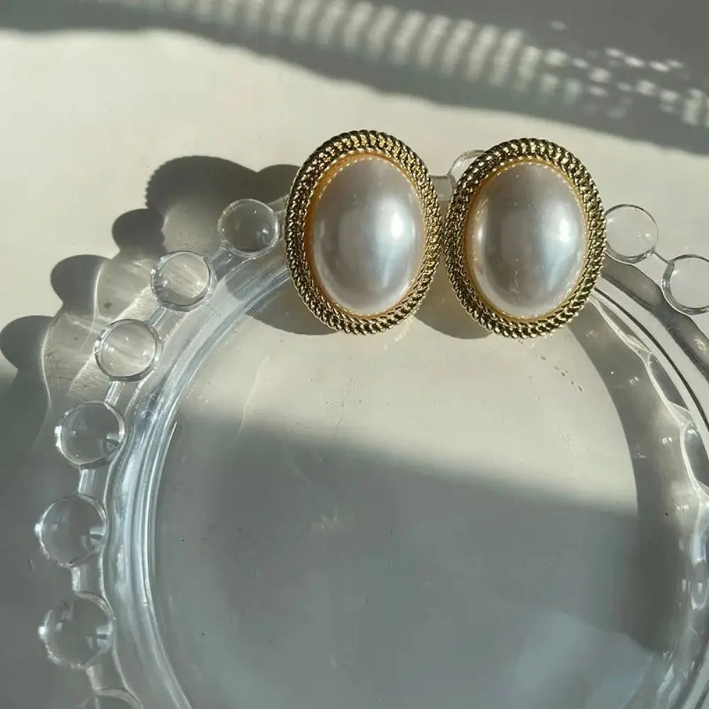 Pearl Imitation Pearl Earrings 2024 Golden Alloy Retro Pearl Earrings Irregular Square Earrings Women