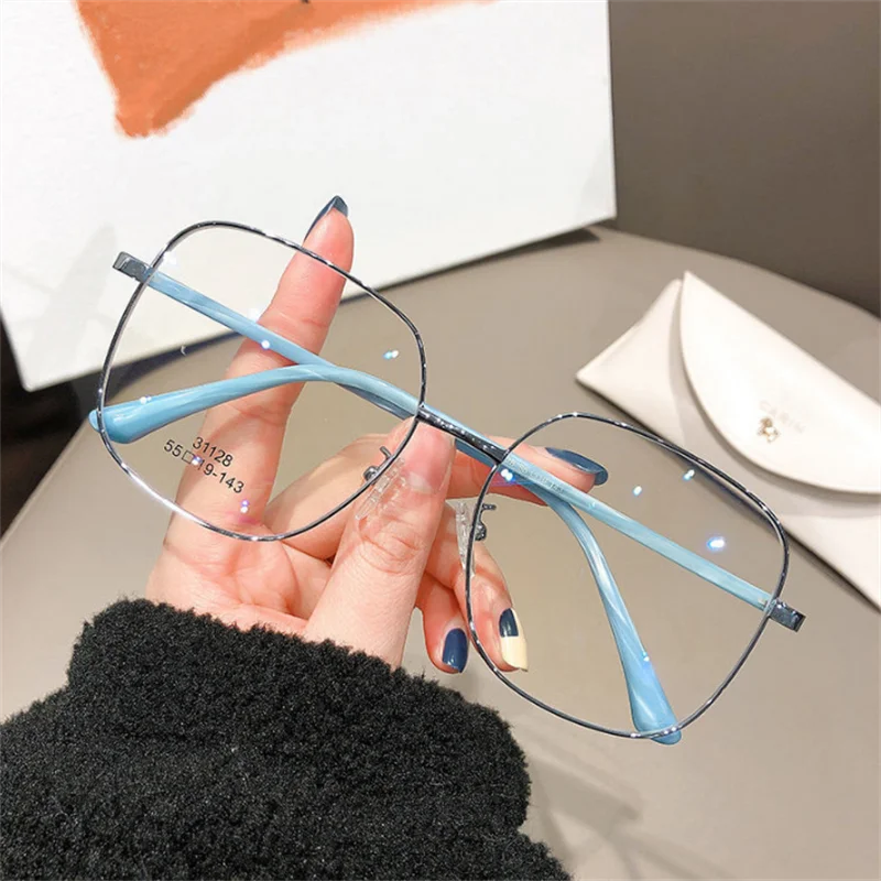 Women Fake Glasses Anti-blue Light Large Frame Glasses Transparent Lens Metal Frame Oversize Eyeglasses UV400 Protection Eyewear