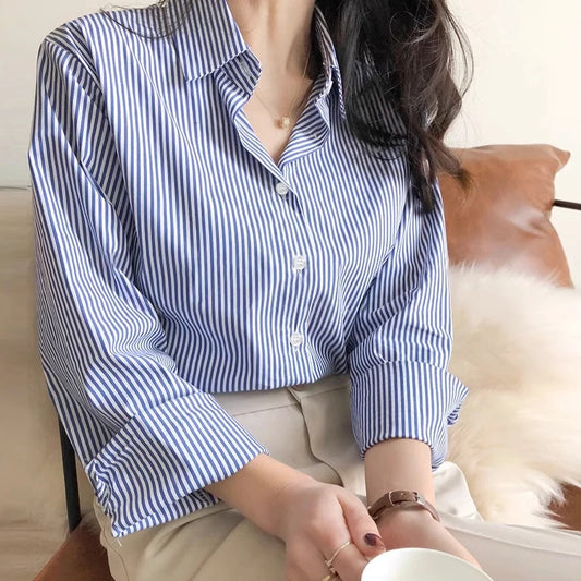 2024 New Women's Casual Shirt Comfortable Simple Striped Blue And White Classic Retro Spring And Autumn Long Sleeve Top