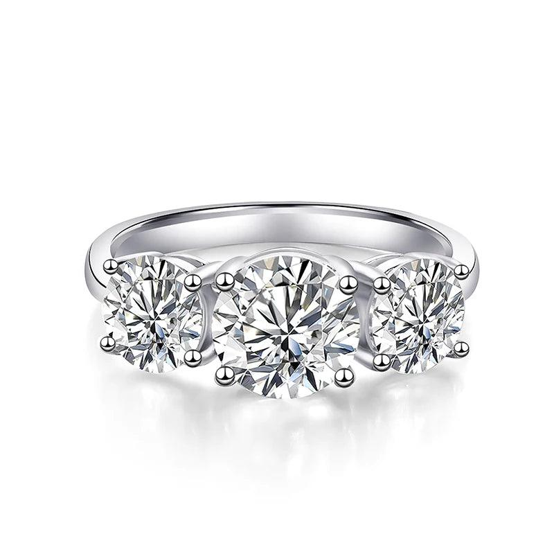 White Gold 4/2CT Moissanite Ring