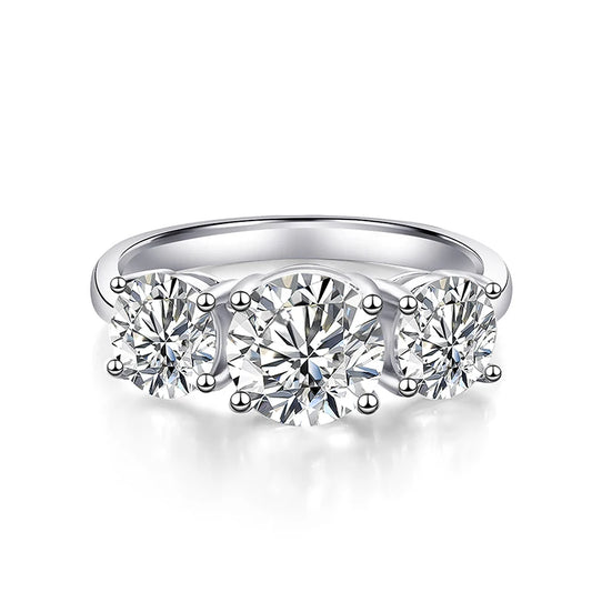 White Gold 4/2CT Moissanite Ring