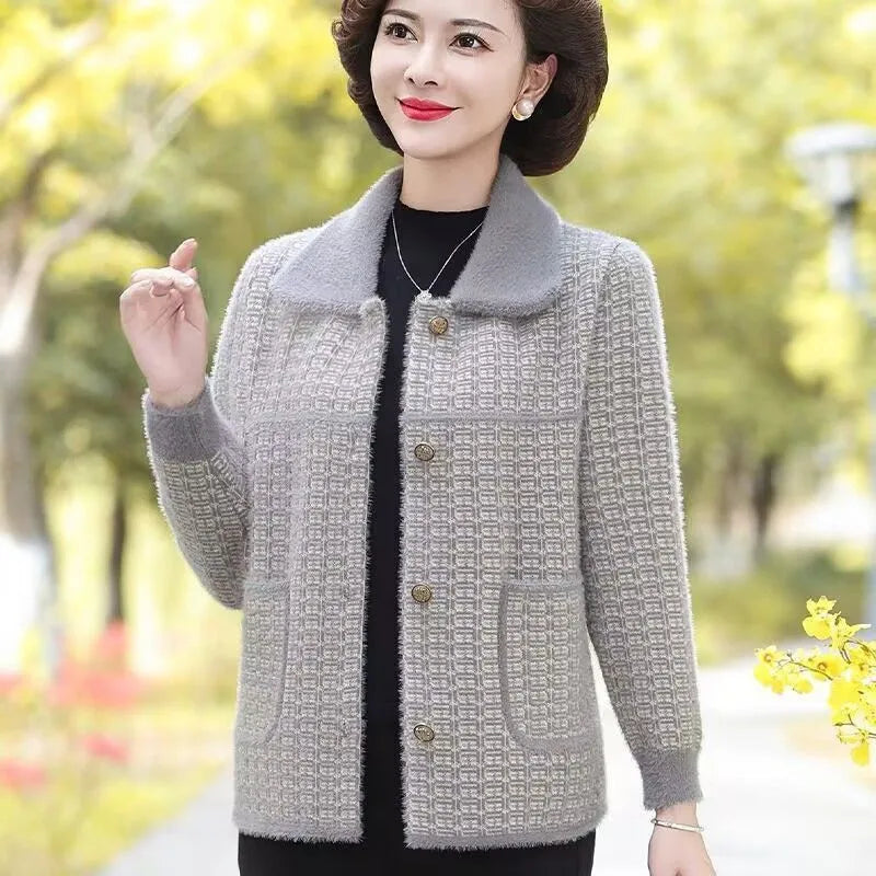 2025 New Mother Women's Autumn Coat Middle-aged Elderly Female Autumn Winter Short Jacket With Noble Cardigan Short Overcoat