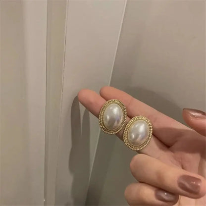 Pearl Imitation Pearl Earrings 2024 Golden Alloy Retro Pearl Earrings Irregular Square Earrings Women