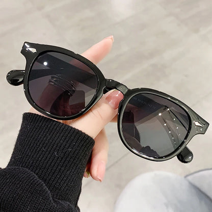 Vintage Rivet Round Sunglasses Classic Brand Designer Celebrity Sun Glasses Male Retro Transparent Shades Women Unisex