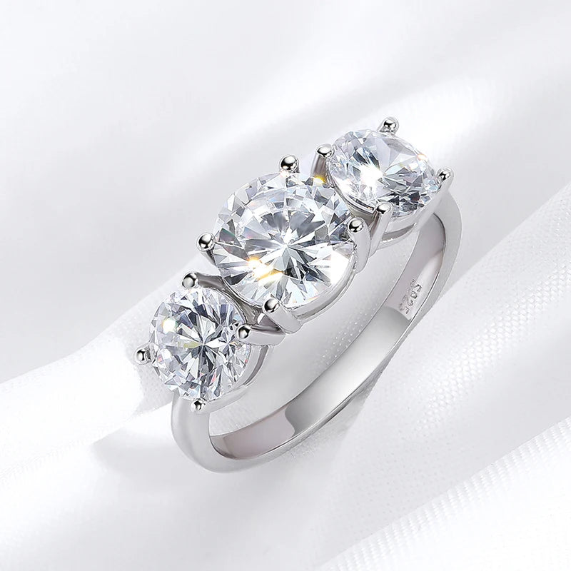 White Gold 4/2CT Moissanite Ring