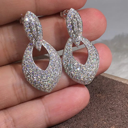 Luxurious Personality White Stone Earrings