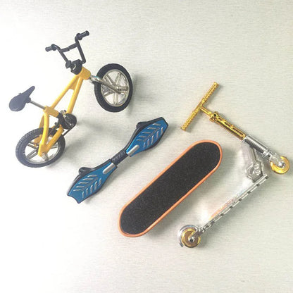 1Set Mini Scooter Two Wheel Scooter Children's Educational Toys Finger Scooter Bike Finger Skateboard Birthday Gift for Boys