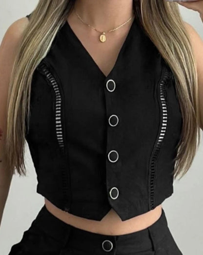 Two Piece Sets Women Outfit 2024 Summer Hollow Out Buttoned Sleeveless V-Neck Vest Top & Pocket Shorts Set Matching Set Fitness