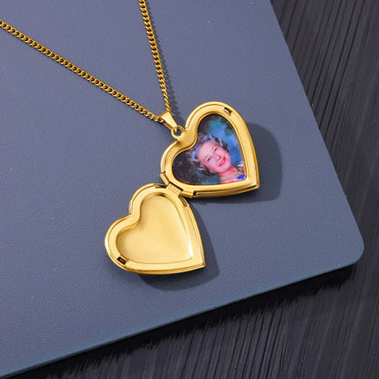 Custom Heart Picture Necklaces For Women Stainless Steel Gold Color Family Photo Pendant Necklace Fashion Birthday Jewelry Gifts