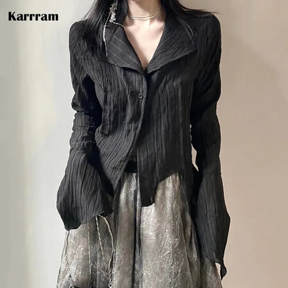 قميص Karrram Gothic Black Shirt Yamamoto Style Dark Aesthetic للنساء، ملابس مصممة غير منتظمة، ملابس Emo Alt، قمم Grunge Y2k