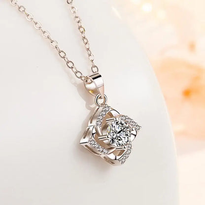 100% Real Moissanite Necklace 925 Sterling Silver 2 Carat D Color Diamond Clover Pendant Necklace For Women Fine Jewelry