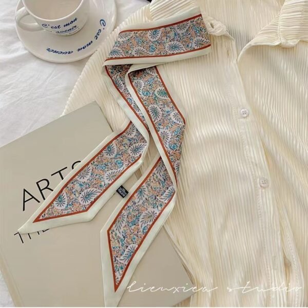French Vintage Floral Silk Scarf Duplex Printing - Image 4