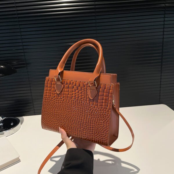 Large-capacity Textured Commuter Tote Pattern Shoulder Messenger Bag - Image 10