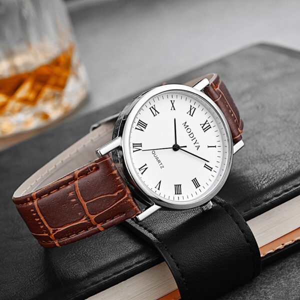 Men's Fashion Simple Belt Quartz Watch - Image 4