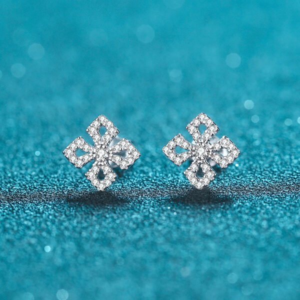 925 Sterling Silver Female 31 Points Moissanite Freshwater Pearl Ear Studs - Image 6