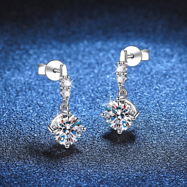 S925 Silver Moissanite Stud Earrings - Image 6