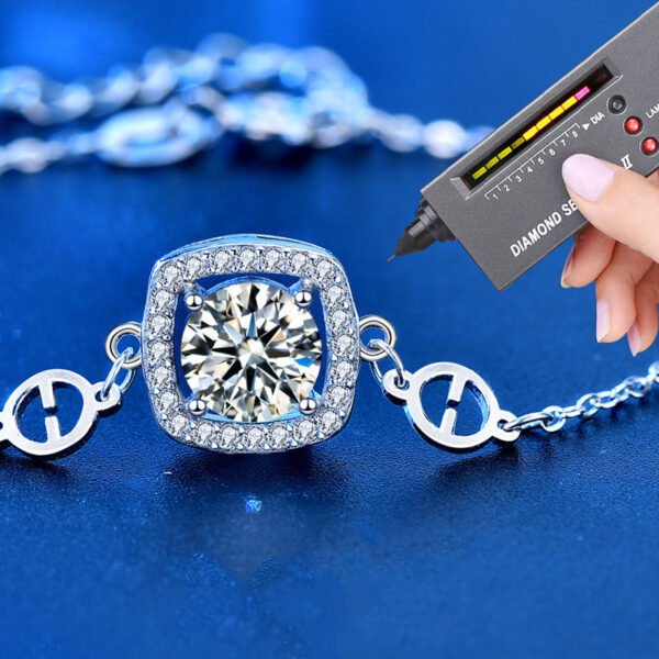 Women's Fashion Jewelry Moissanite Silver Bracelet - Image 2