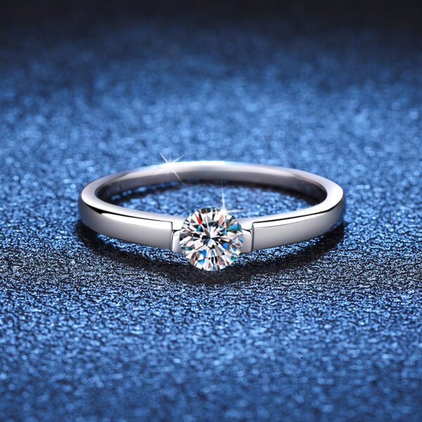 S925 Sterling Silver Moissanite Ring Female Small Waist Across The Star River - Image 2