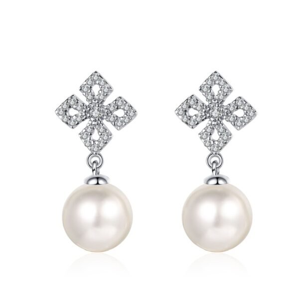925 Sterling Silver Female 31 Points Moissanite Freshwater Pearl Ear Studs - Image 2