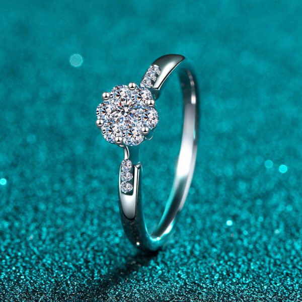 S925 Sterling Silver Ring New Inlaid 24 Points Moissanite - Image 5
