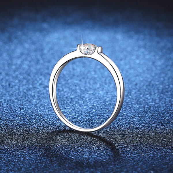 S925 Sterling Silver Moissanite Ring Female Small Waist Across The Star River - Image 4