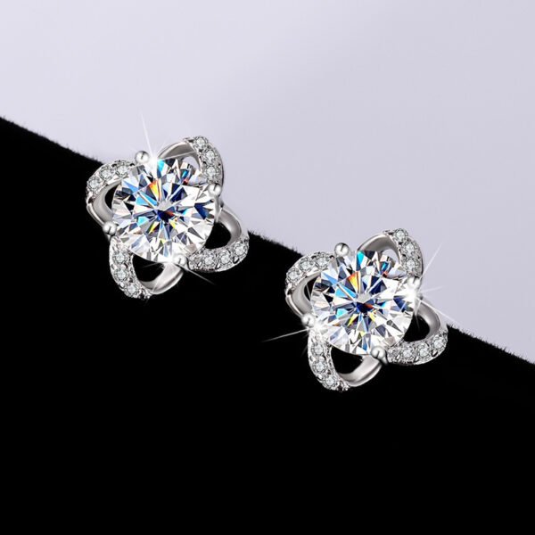 Ear Studs Simple Graceful Moissanite - Image 10