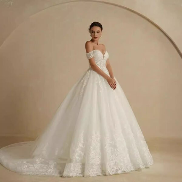 Off-shoulder Bridal Main Wedding Dress Elegant Court Style High-grade Luxury French Light Door Yarn - Image 8