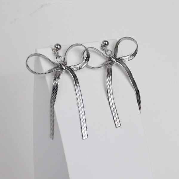 Electroplating Real Gold Simple Women's Earrings - Image 4