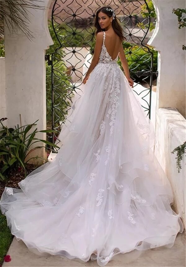 New Slim And Deep V Suspender Light Wedding Dress - Image 4
