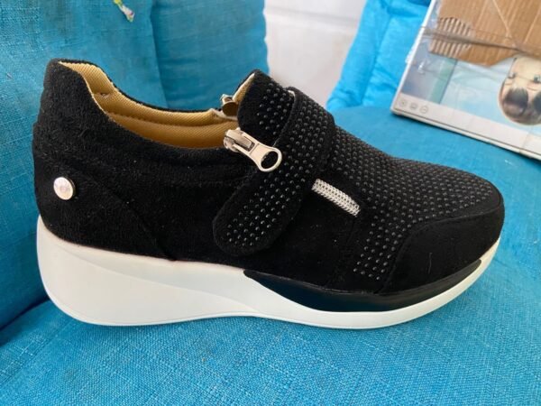 European And American Lightweight Thick Sole Heightening Velcro Sports Sneakers - Image 3
