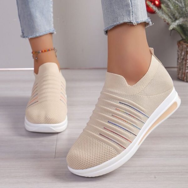 Plus Size Mesh Casual Pumps Flyknit - Image 2