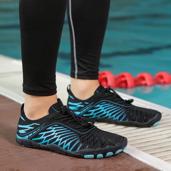 Smmer Water Shoes Men's And Women's Fashion Casual Outdoor Soft Bottom Beach Shoes - Image 6