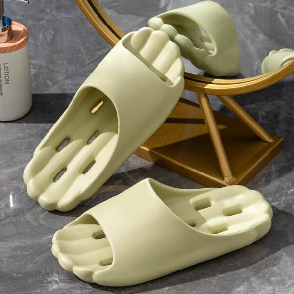 Men's Bathroom Hollow-out Quick-drying Eva Slippers - Image 5