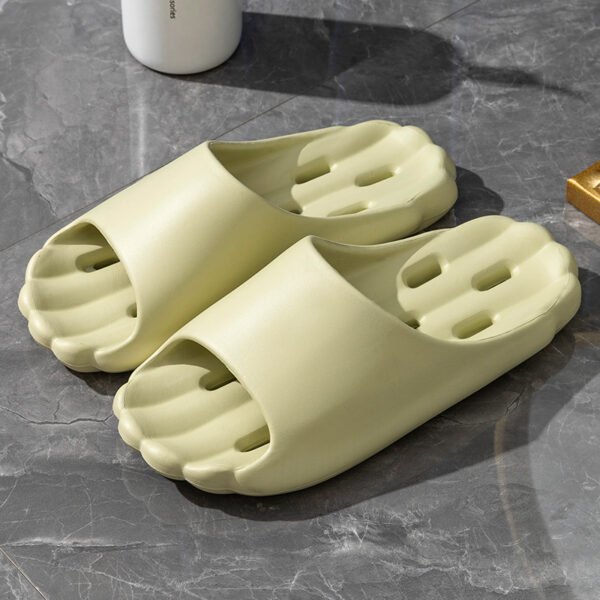 Men's Bathroom Hollow-out Quick-drying Eva Slippers - Image 3